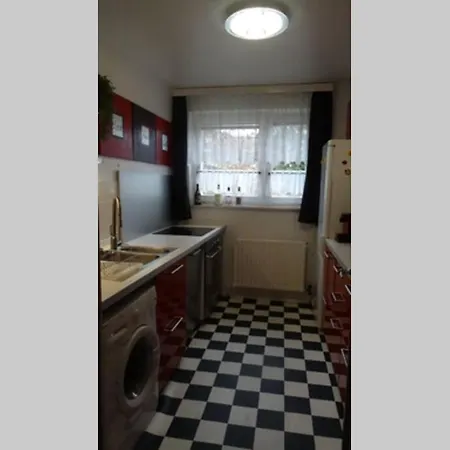 Schoene, Ruhige Wohnung In Berlin-Steglitz Buitenkant foto